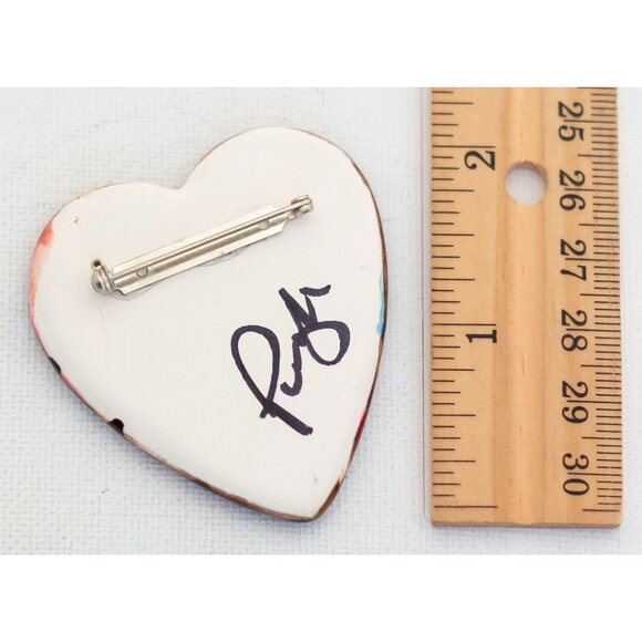 Vintage Ceramic Multipattern Heart Brooch - T11 - Picture 2 of 2